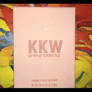 KKW BY KYLIE COSMETICS CRÈME LIQUID LIPSTICK SET